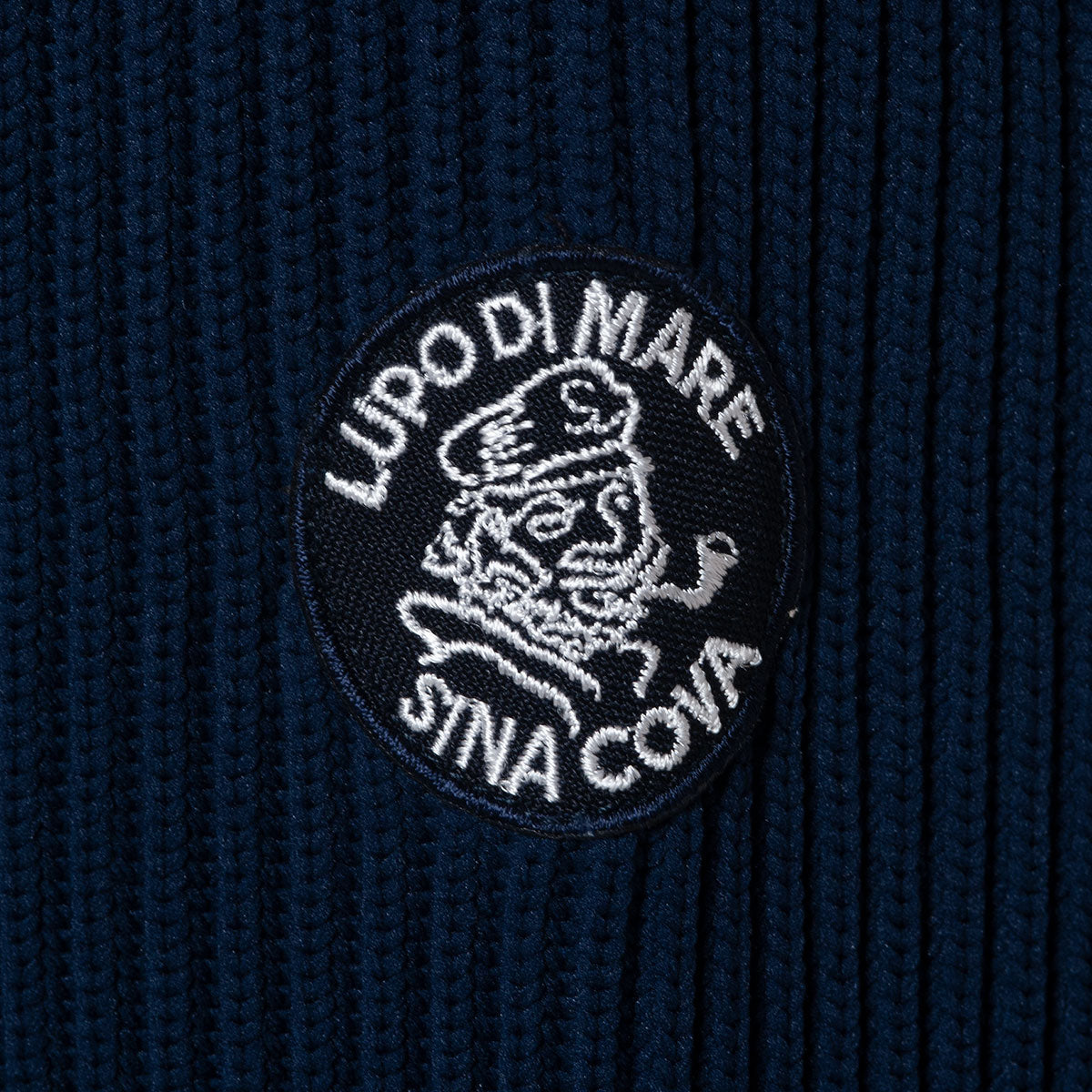 【アウトレット】ZIPUPプルオーバー 18212020