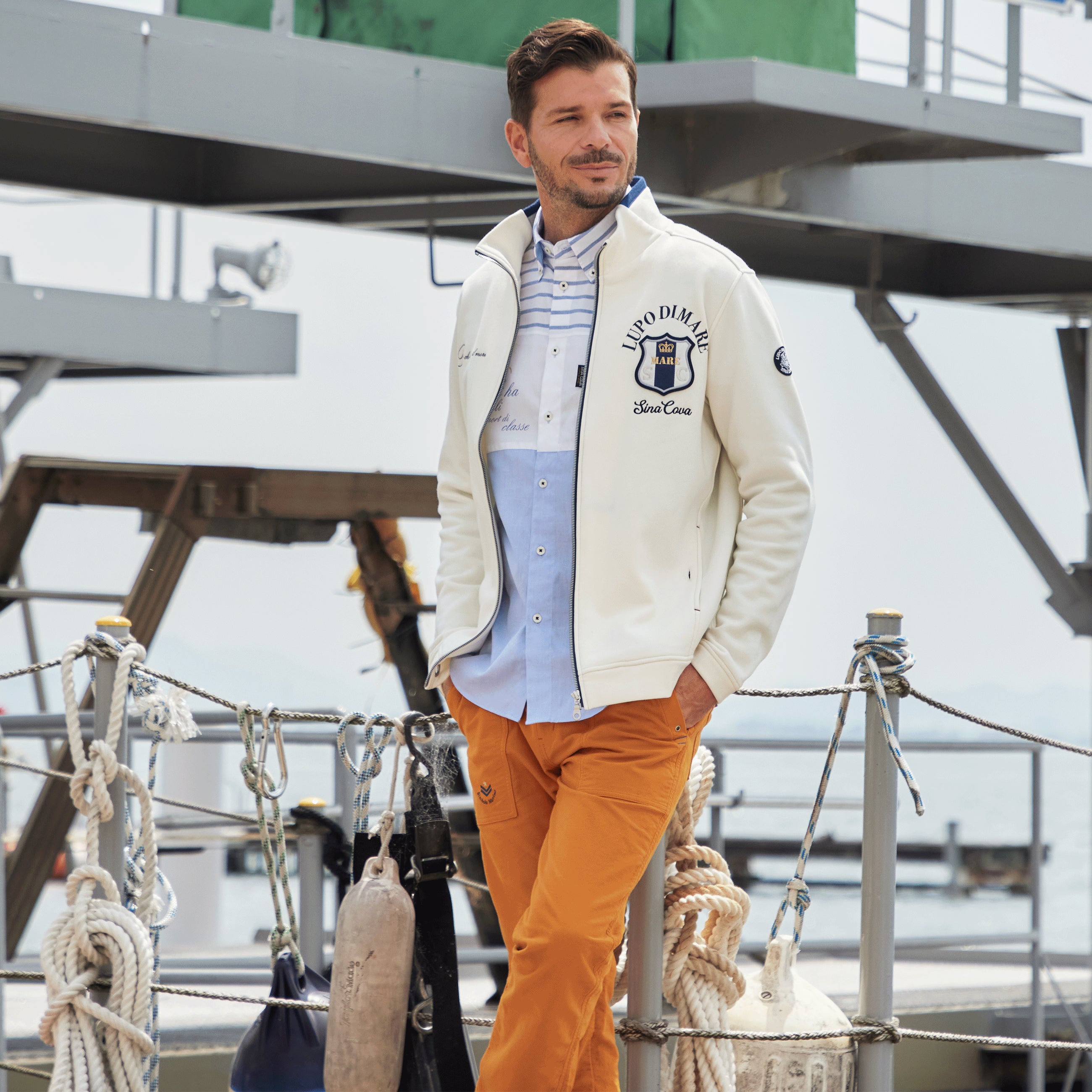 ノータックテーパードパンツ 25215010