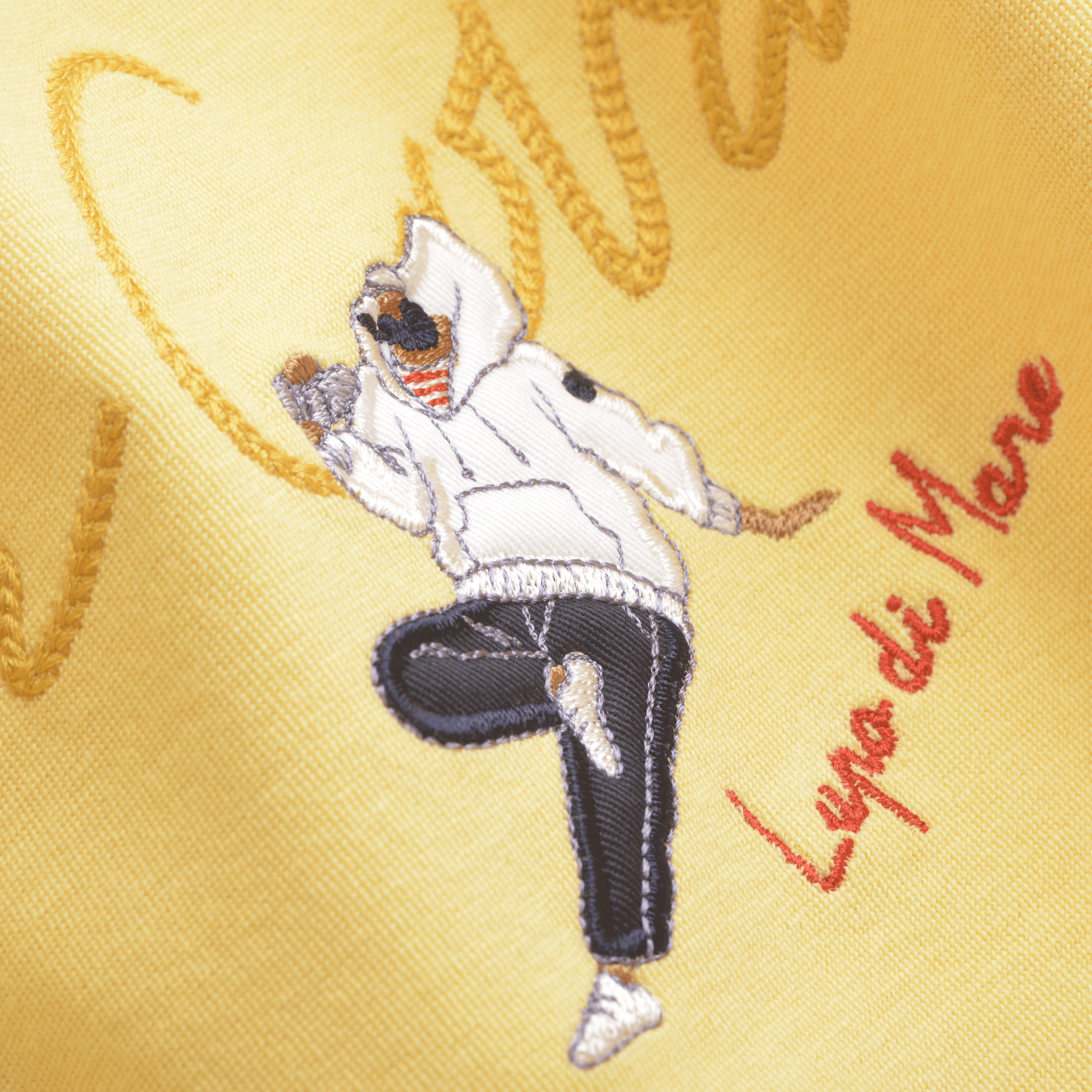 【公式】シナコバ (SINA COVA) クルーネックトレーナー 24120020 イエローの刺繡拡大