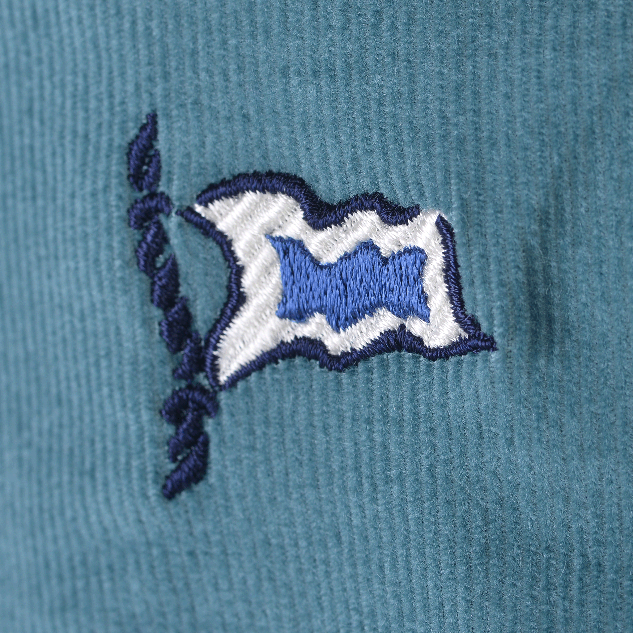 Long-sleeved button-down shirt 25224060