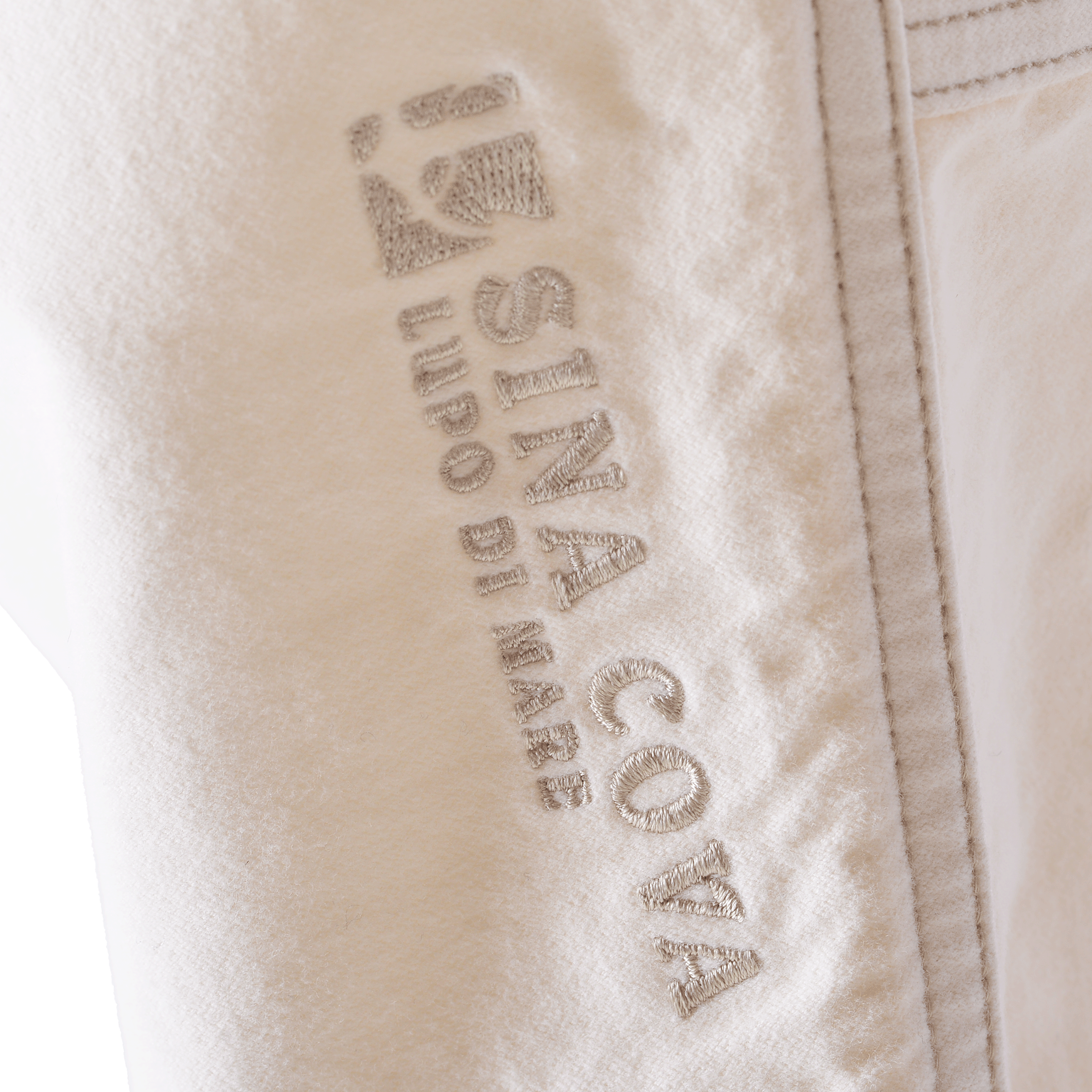 ノータックテーパードパンツ 25215010