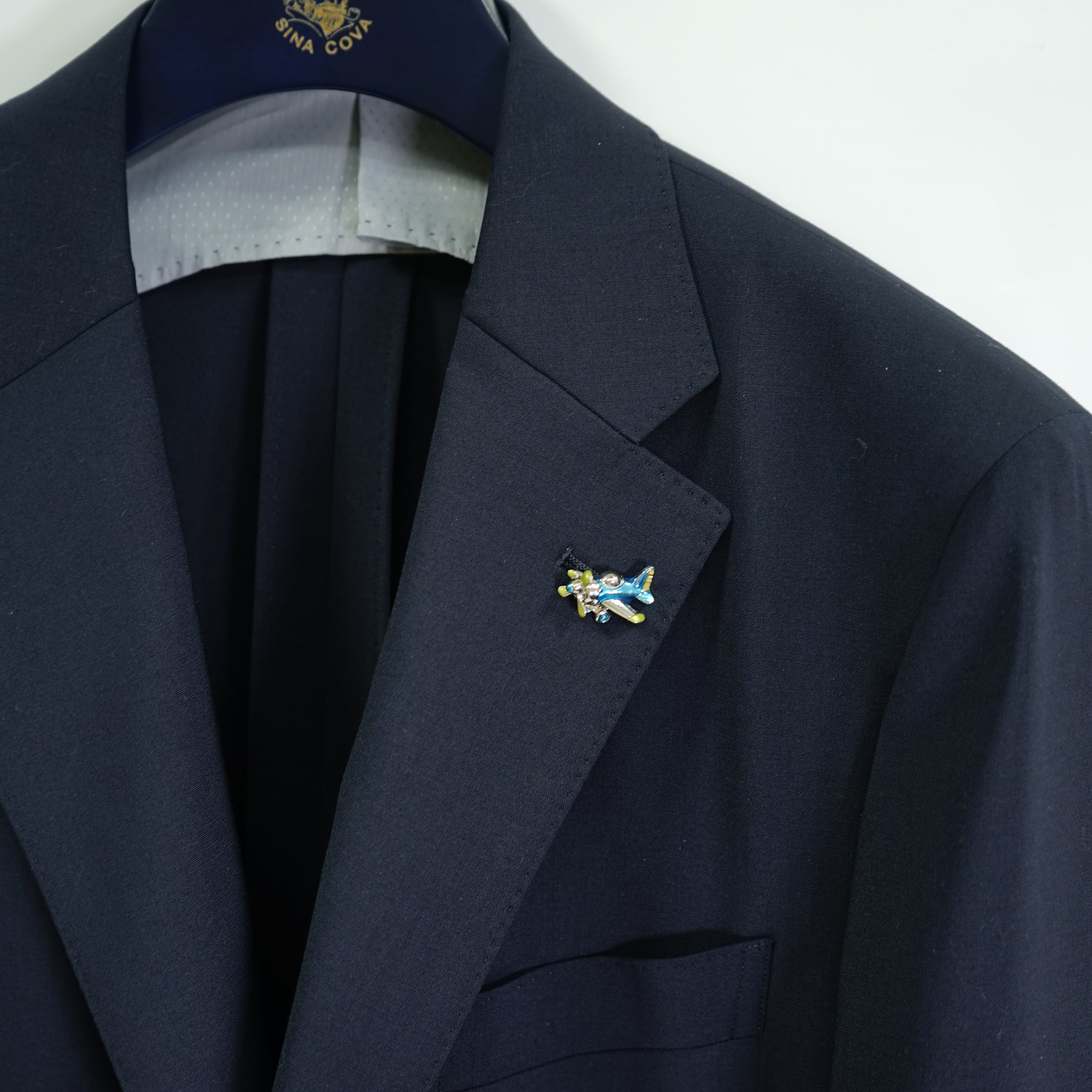 ラペルピン プロペラ飛行機 57002550