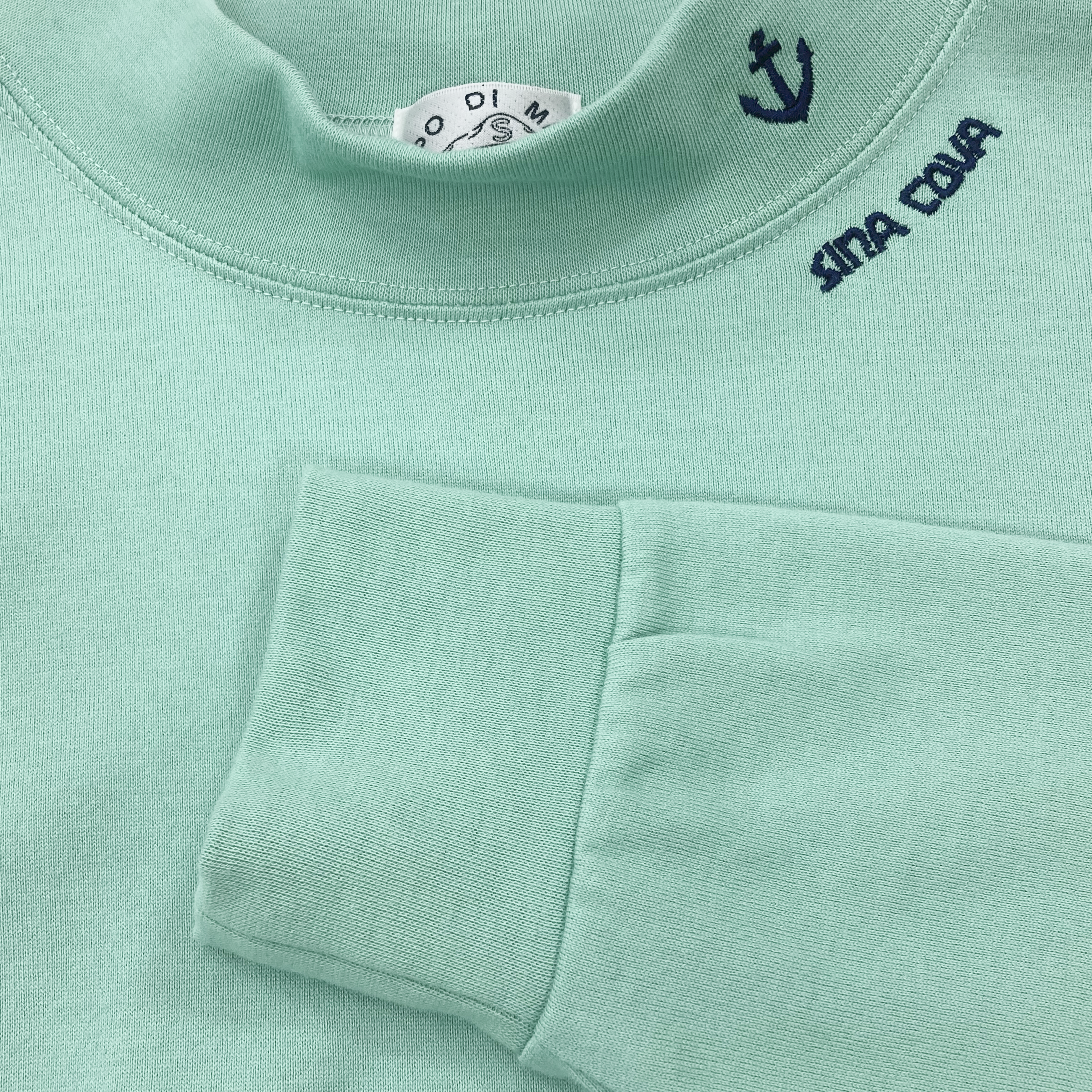 ハイネック長袖Tシャツ 10000050