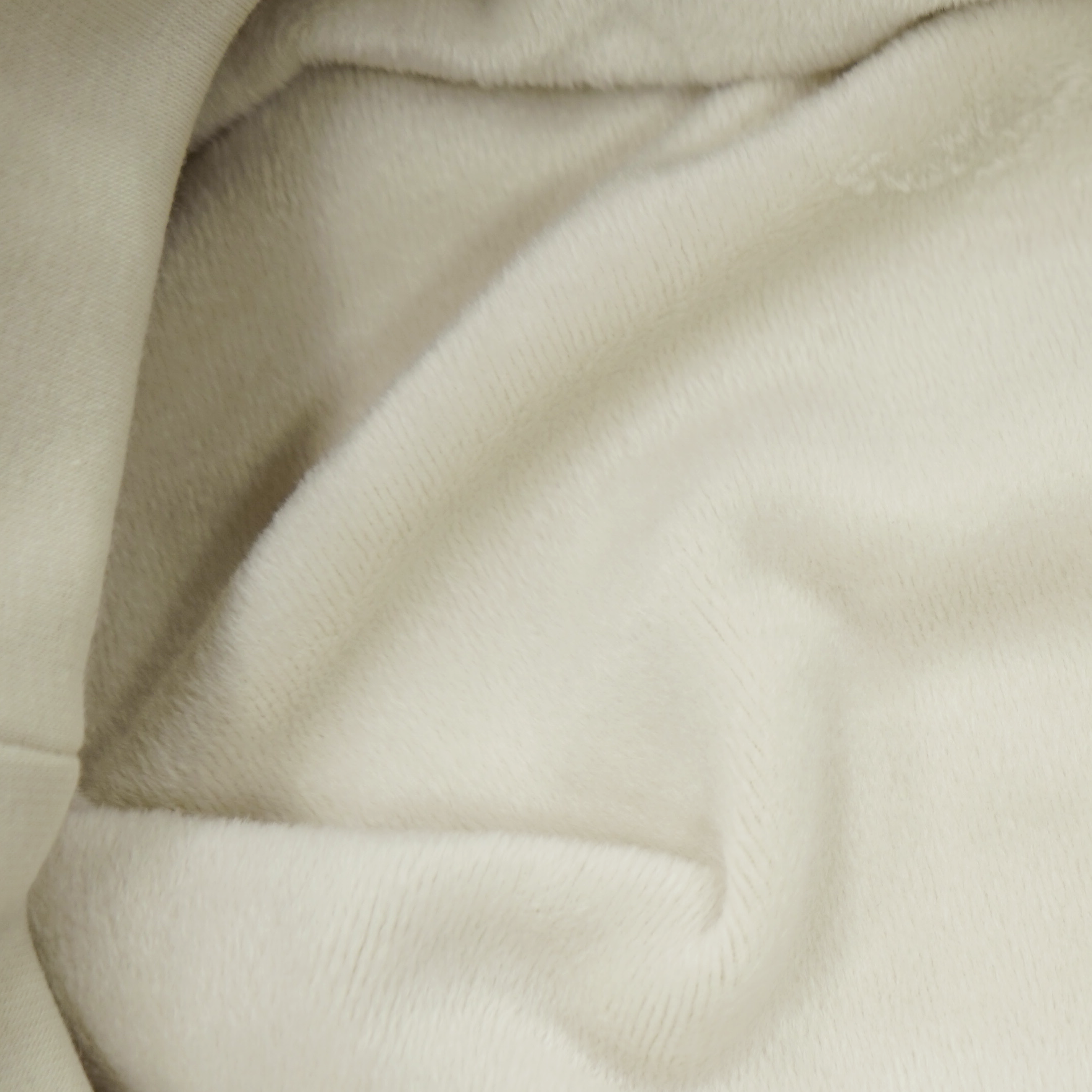 【公式】シナコバ (SINA COVA) フード付きプルオーバー 22220070 オフホワイトの裏地