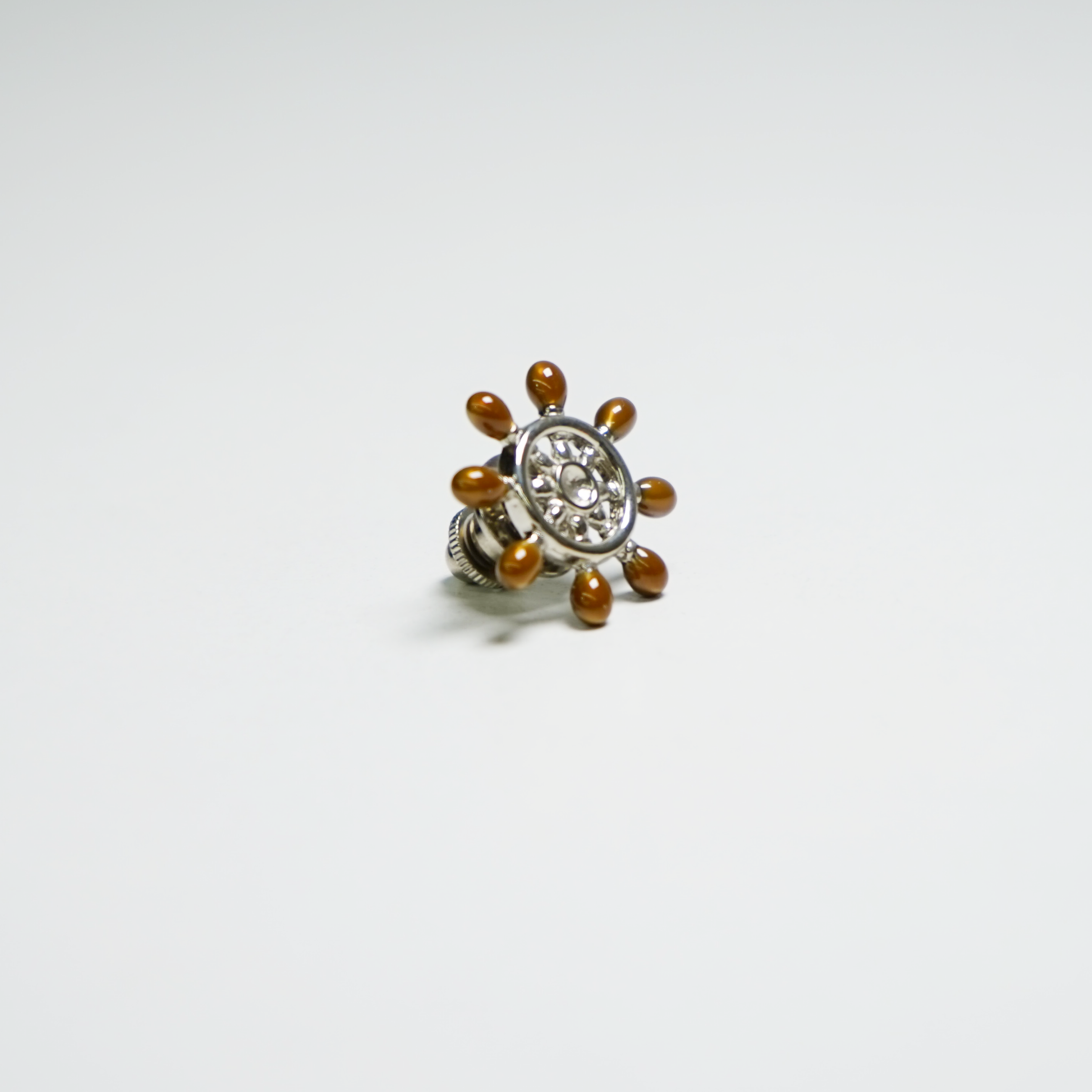 Lapel pin Rudder 57001110