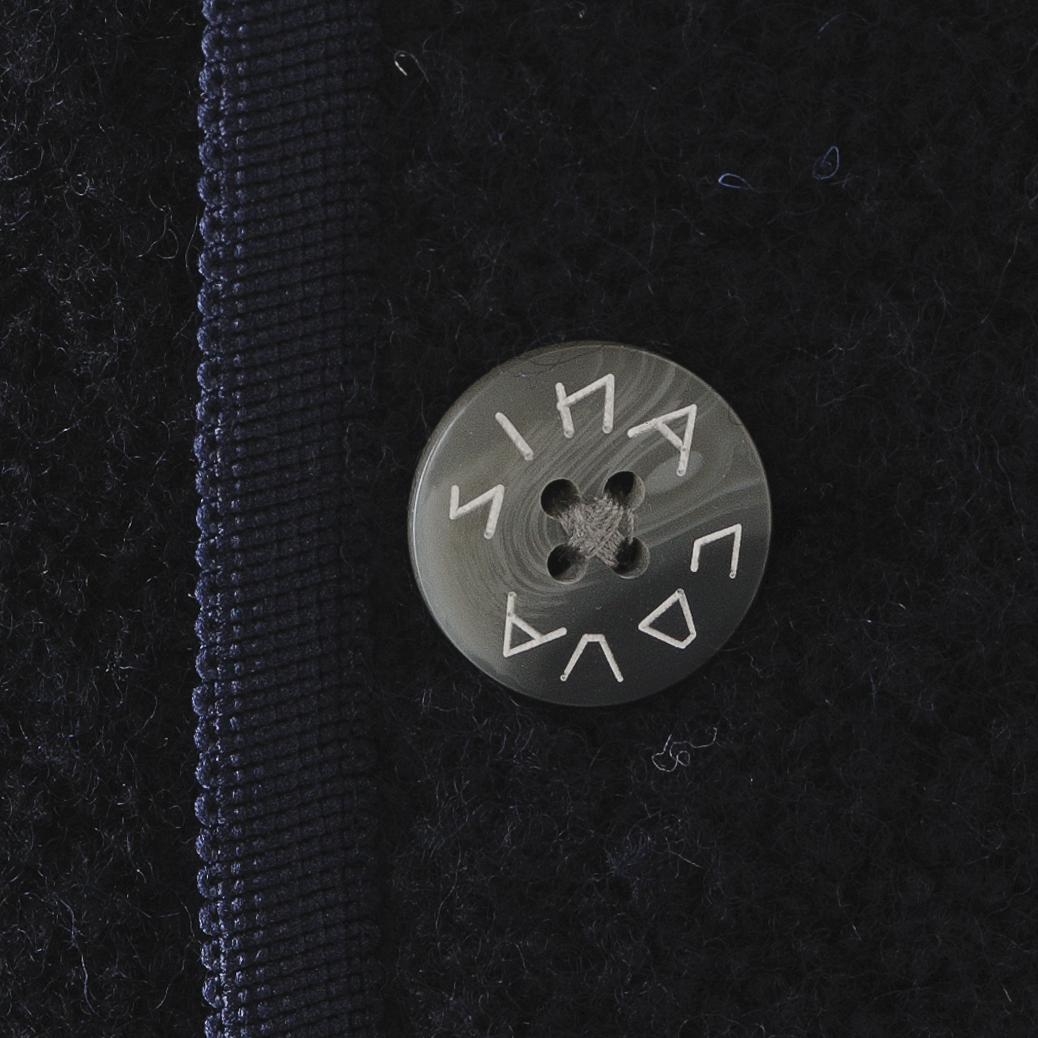 [Official] SINA COVA V-neck cardigan 23233040