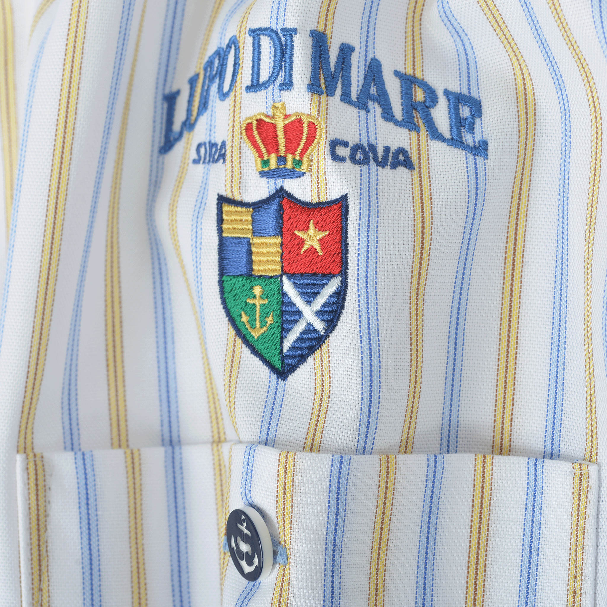 Long-sleeved button-down shirt 26114020