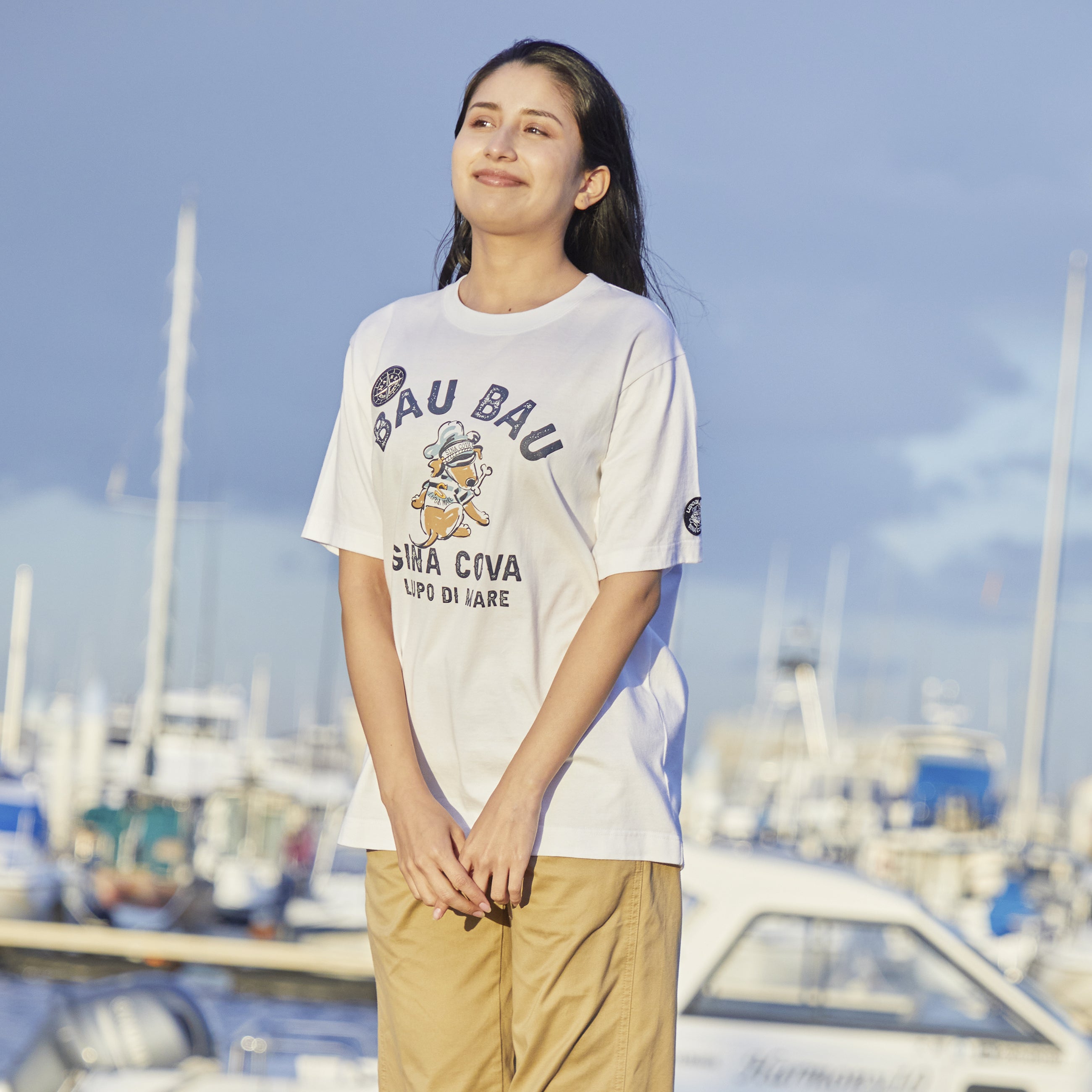 半袖Tシャツ ユニセックス（男女兼用）（BAU,BAU.） 25120550
