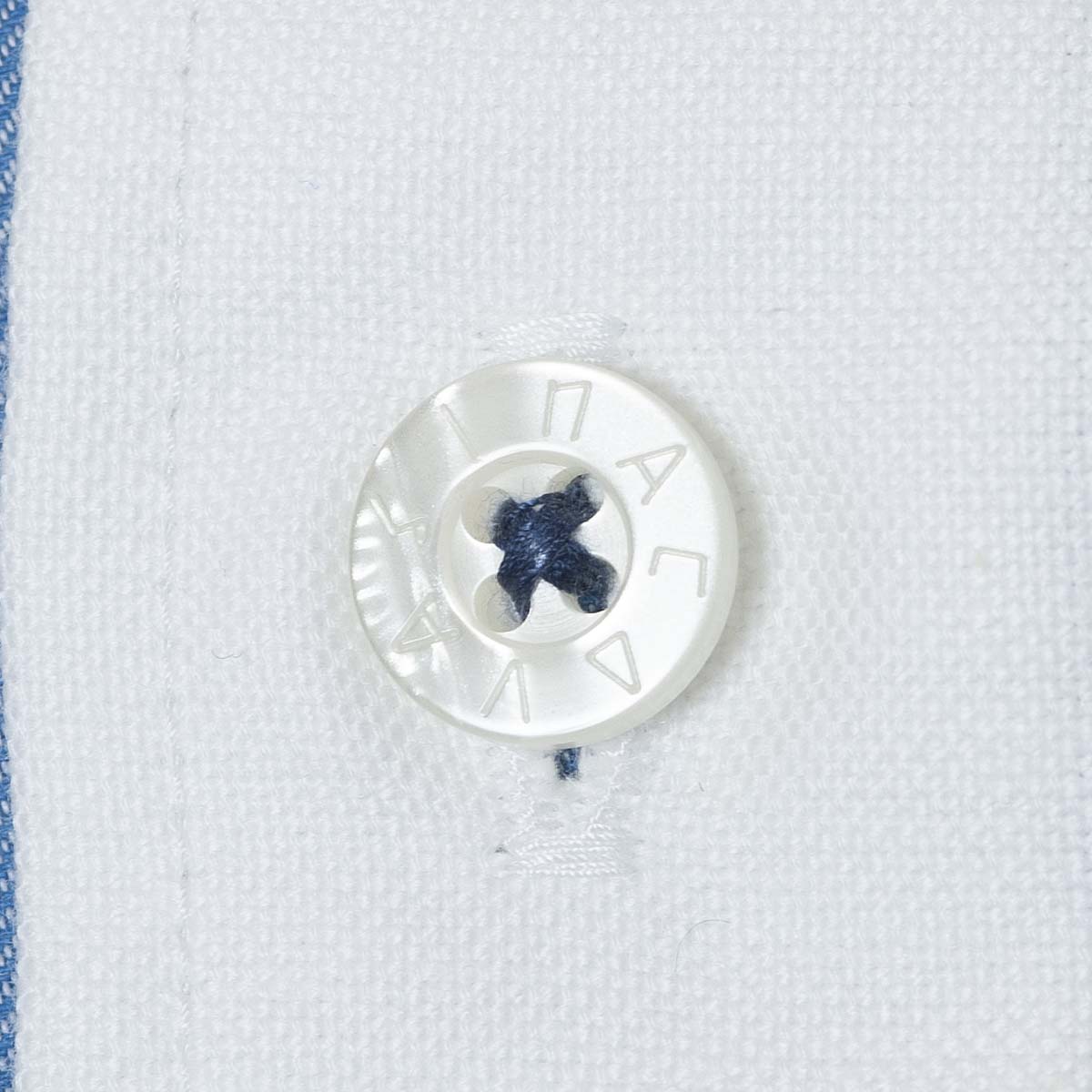 Long sleeve button down shirt 21224010