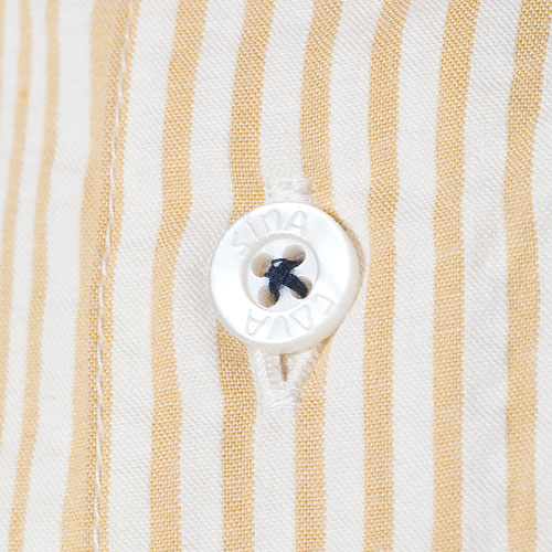 Short -sleeved button down shirt 18124603